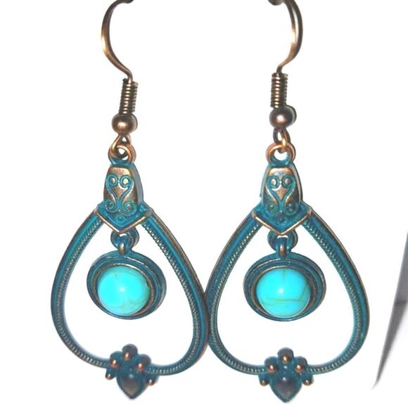 Hand Crafted Jewelry - Vintage Boho turquoise earrings